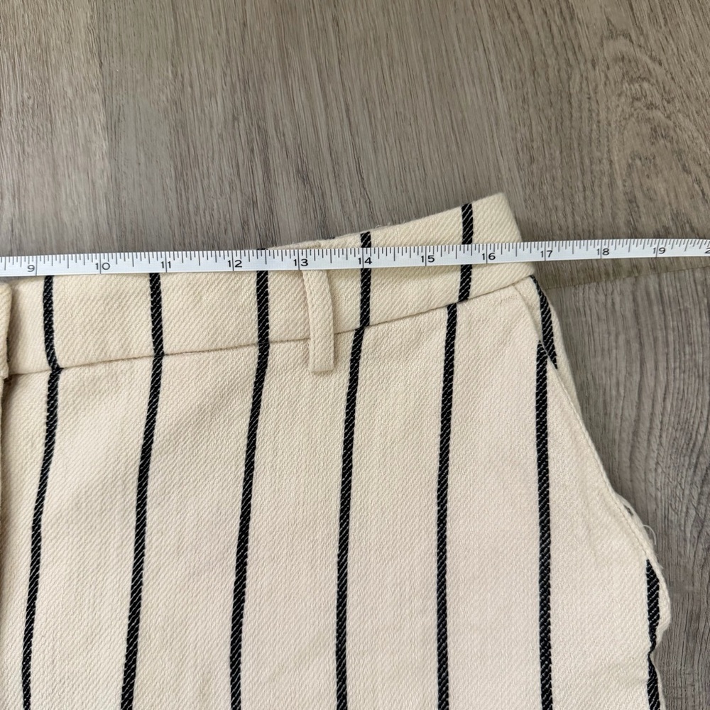 Express High Waist Cream and Black Striped Shorts - Picture 4 of 5